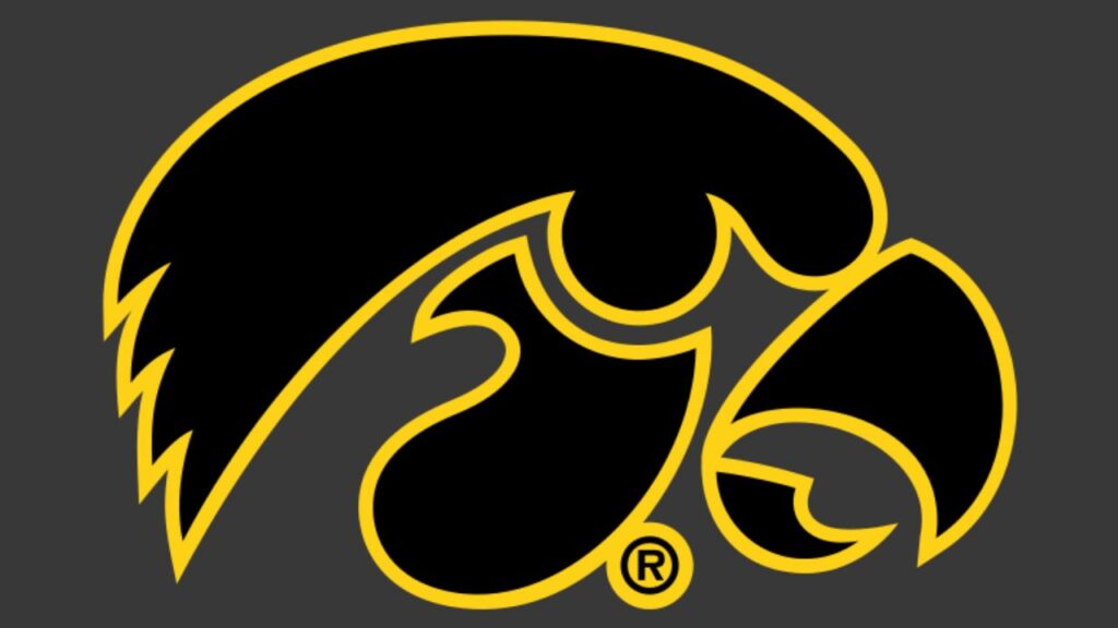 Hawkeyes Announce Reduced Ticket Prices For 2023 Football Season 