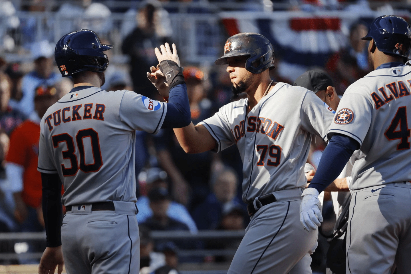 Astros hit 4 homers, with a pair by Abreu, to rout Twins 9-1 and take 2-1  ALDS lead - ABC 6 News 