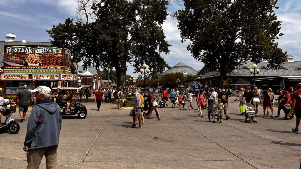 2024 Iowa State Fair's first Saturday breaks attendance record ABC 6