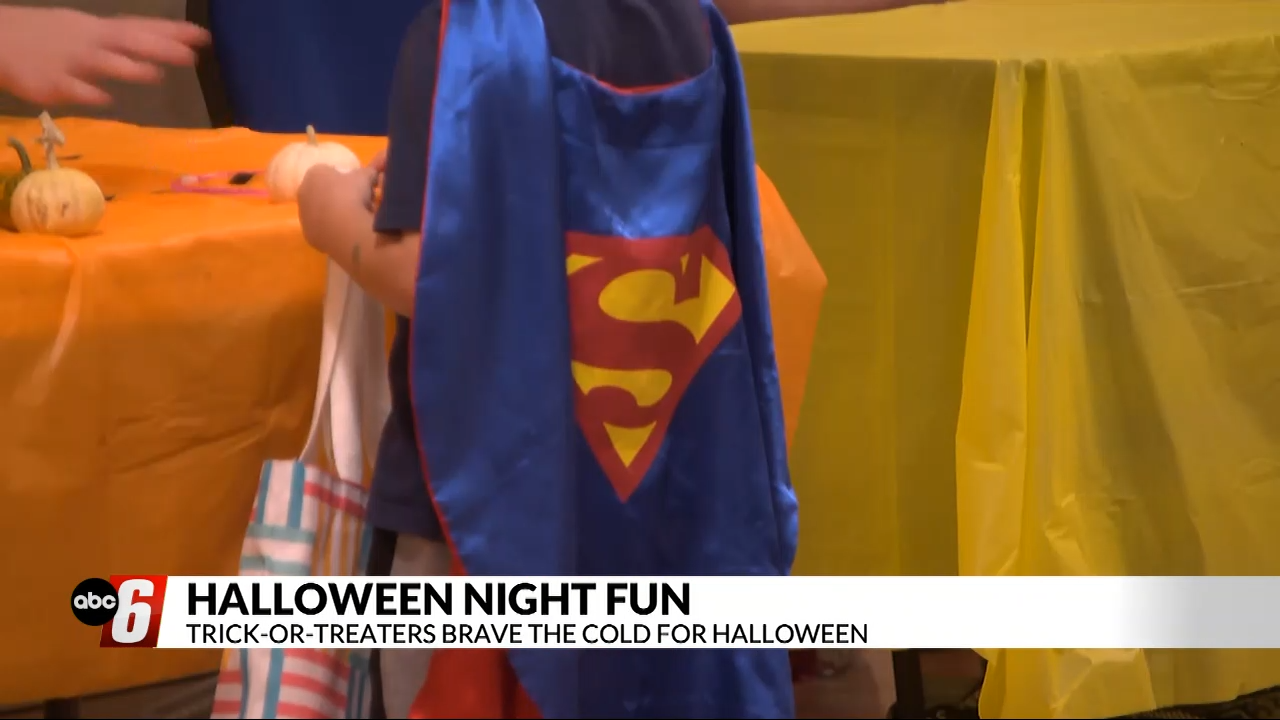 Trickortreaters brave the cold for Halloween ABC 6 News