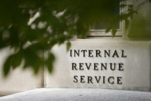 IRS workers involved in 2025 tax season can't take buyout until after